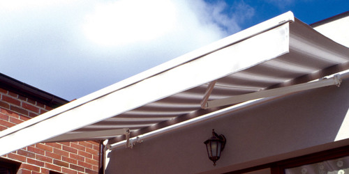 Patio awnings - facts, myths and types