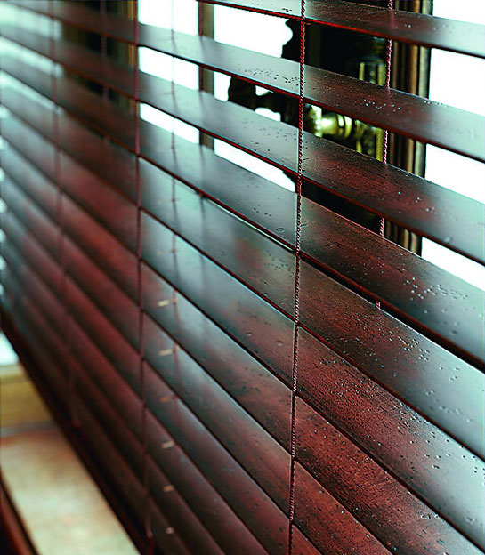 Charakteristics Wooden venetian blinds 25mm, rope ladder