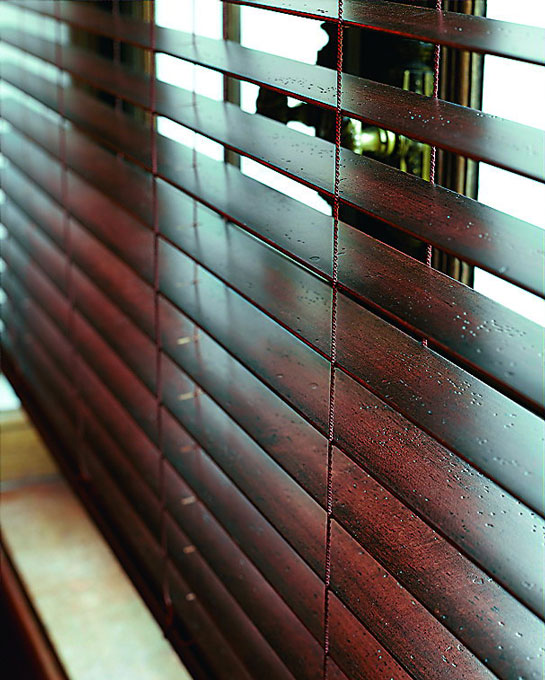 Characteristics Wooden blinds 50mm, rope ladder