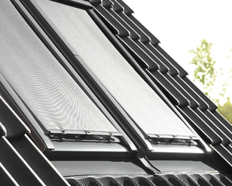 RoofLITE+ MUA manual external awning