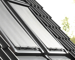 RoofLITE+ MIA manual external awning