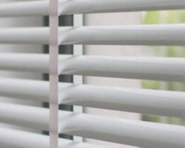 Aluminum blinds