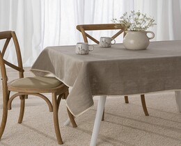 Linen Tablecloth with Lace