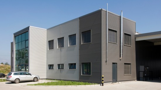 
										External facade blinds
																						