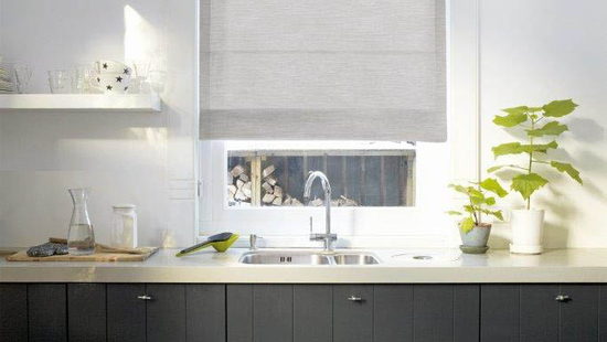 
										Roman Blinds for Kitchen
																						