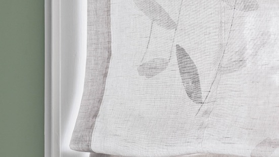 
										Roman Blinds for Kitchen
																						